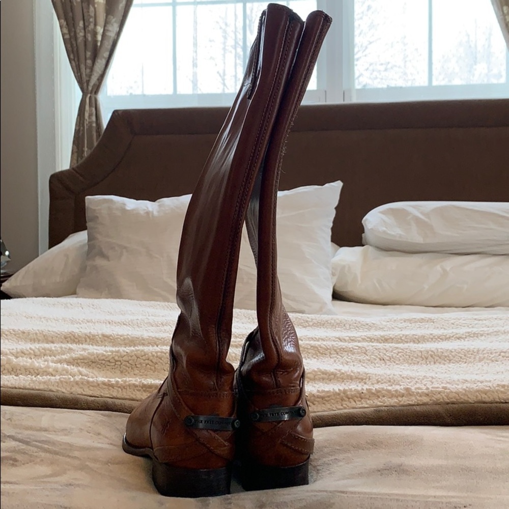 Frye Lindsay Plate knee-high riding boots